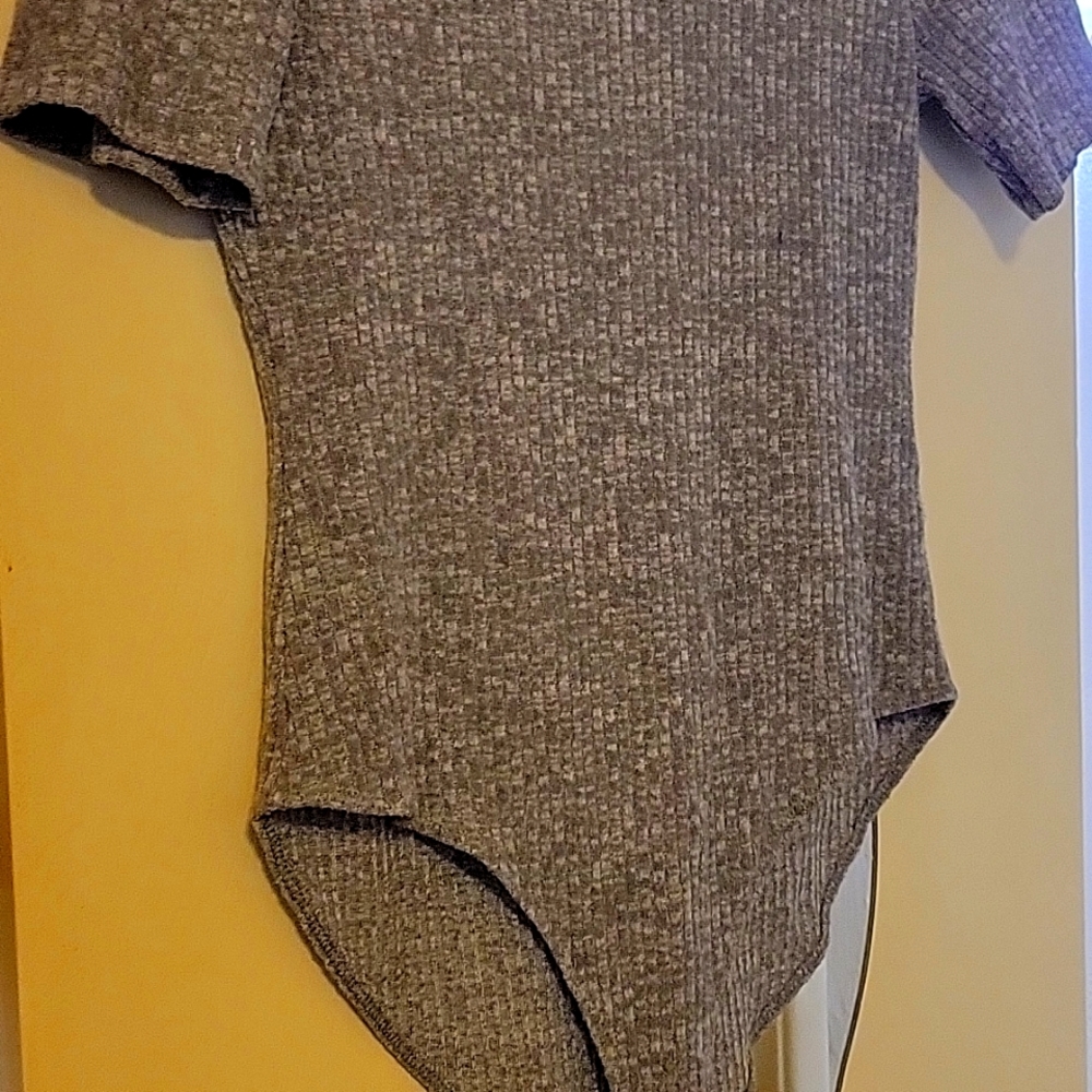 Light fleece bodysuit